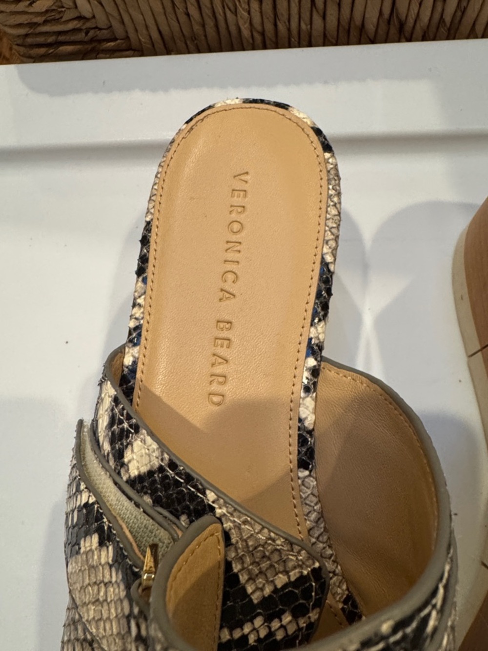 Veronica Beard Welda Snake-Print Platform Slides Sandals 10 - Picture 3 of 8